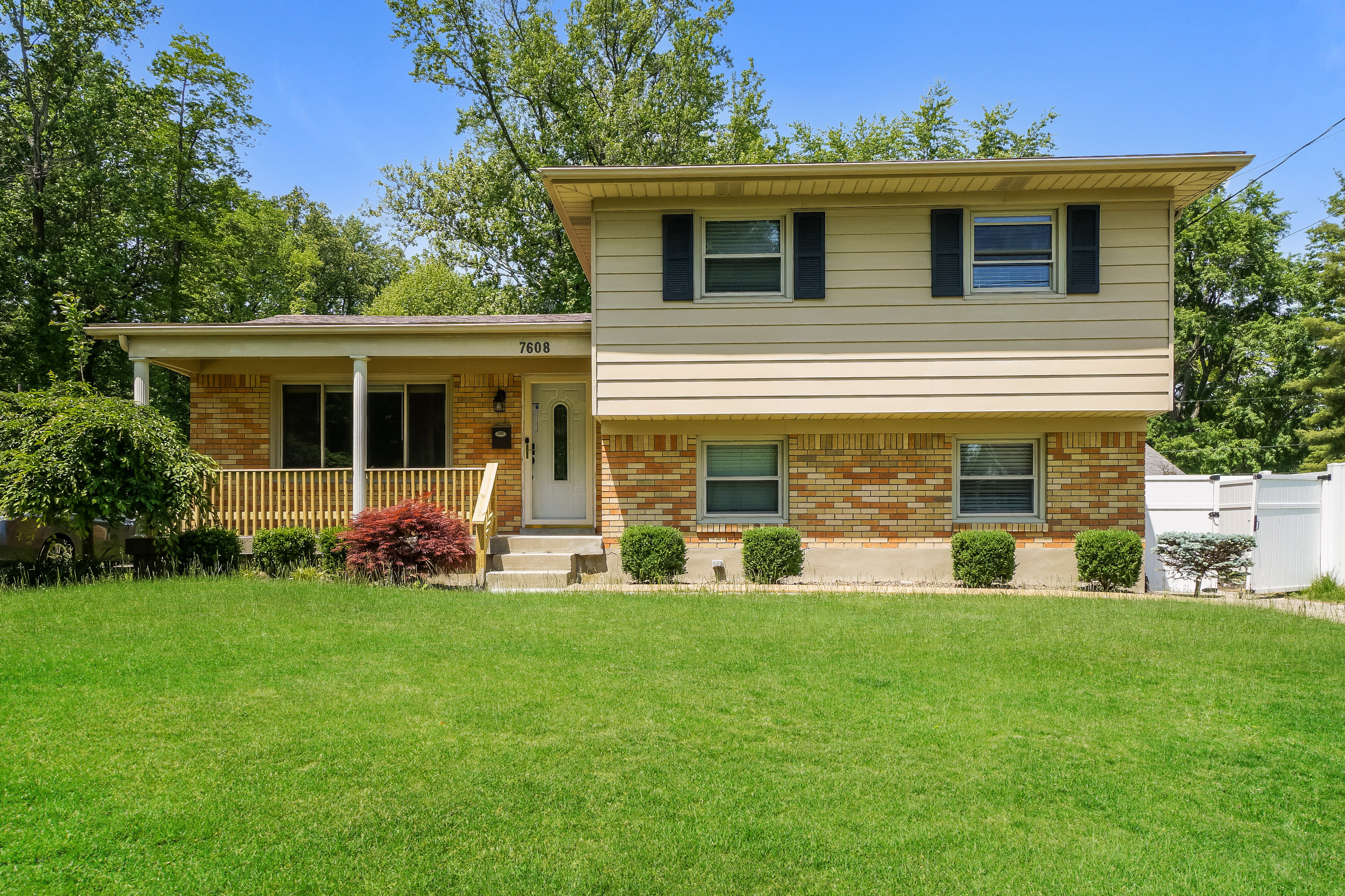 7608 GREENFIELD AVE LOUISVILLE, KY 40214